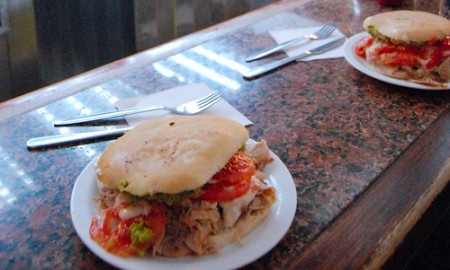 Lomito sandwich photo by Francisco Ramirez